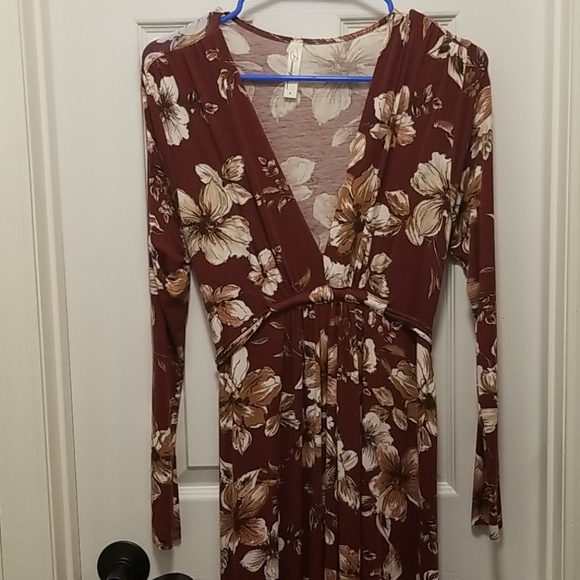 Maternity Maxi - Picture 1 of 5